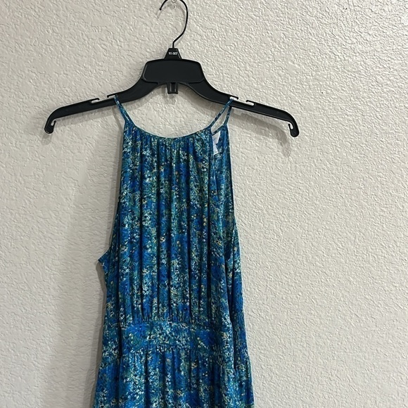 Belle and Sky Blue Floral Maxi Dress with front split and side zip sleeveless - Picture 8 of 12